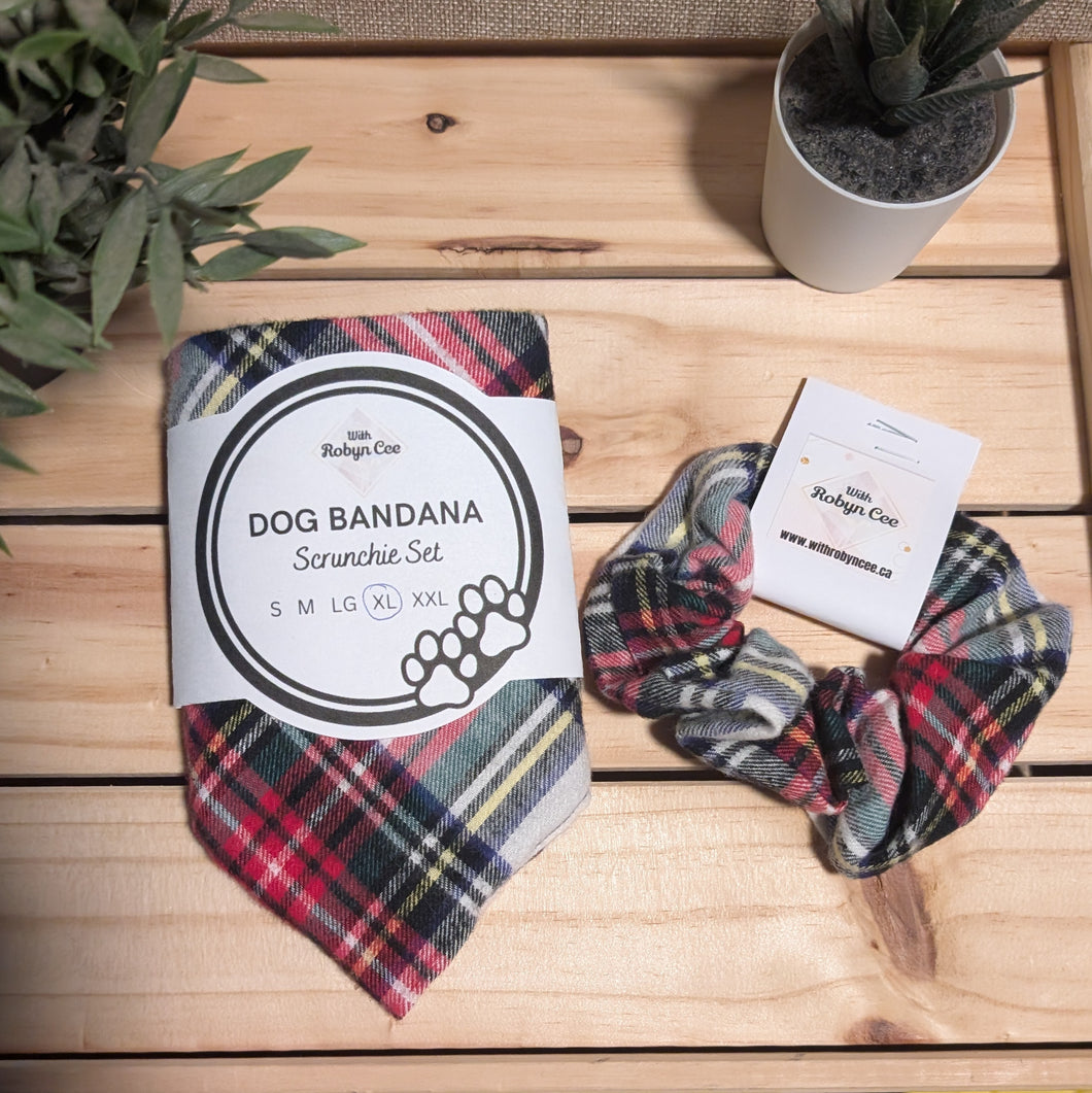 Plaid Dog Bandana Set (XL)